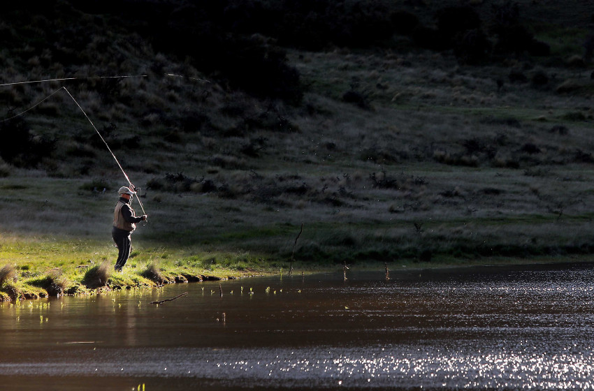 Hundreds turn out for high country fishing season opening