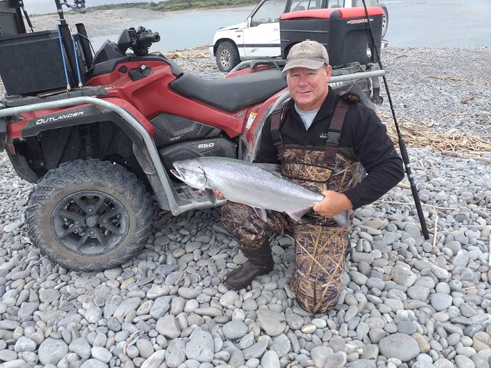 photo 2 Bruce Ashby 18 Pound salmon caught ta the Rakaia
