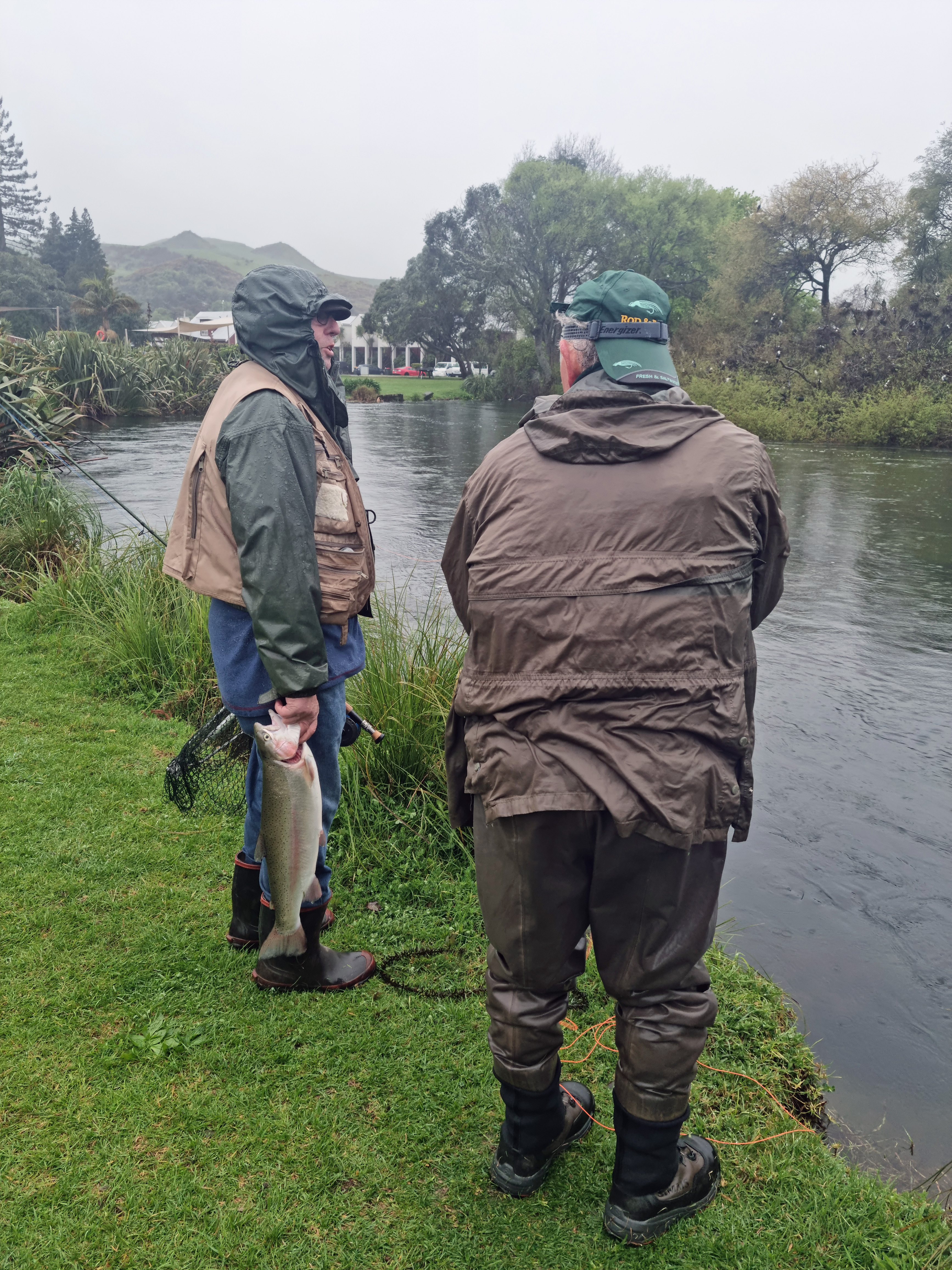 It was wet but it didnt slow the action at the Ohau Channel3