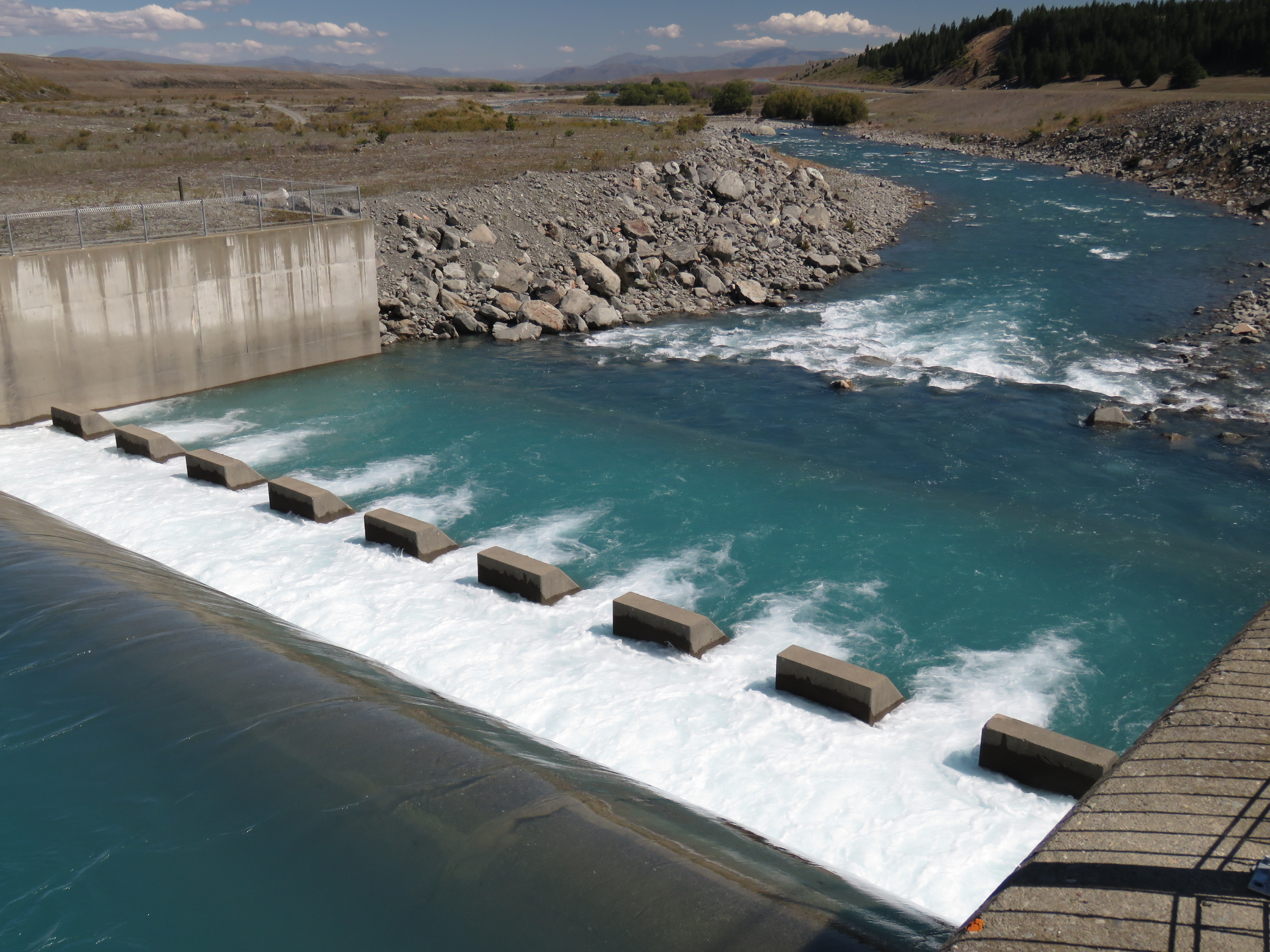 WFR2122.29 The Tekapo River recieving spilling flows from the Lake George Scott spillway weir Credit Rhys Adams