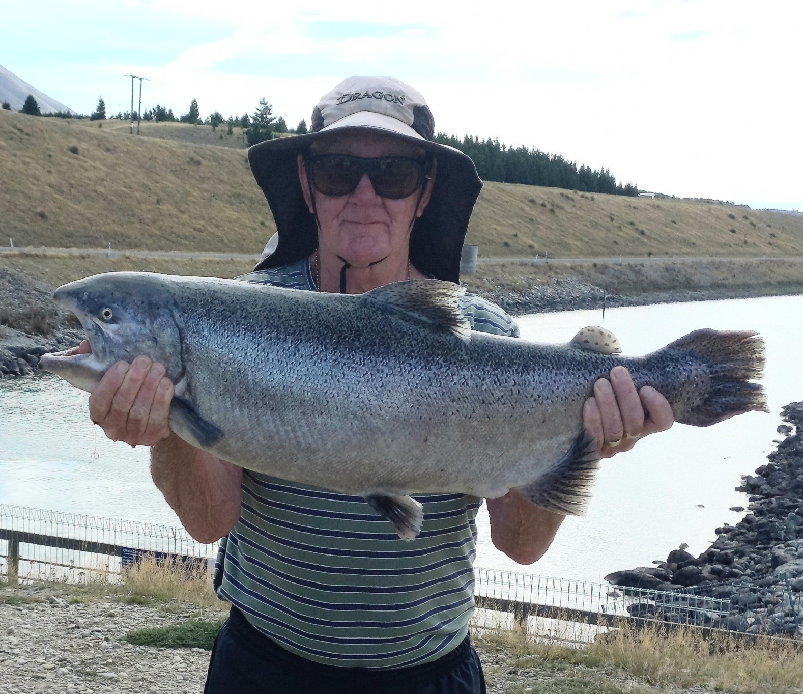 WFR2123.55 It has taken over 70 years but Keith Aitchison finally got his first salmon over 20 pounds good on ya Keith