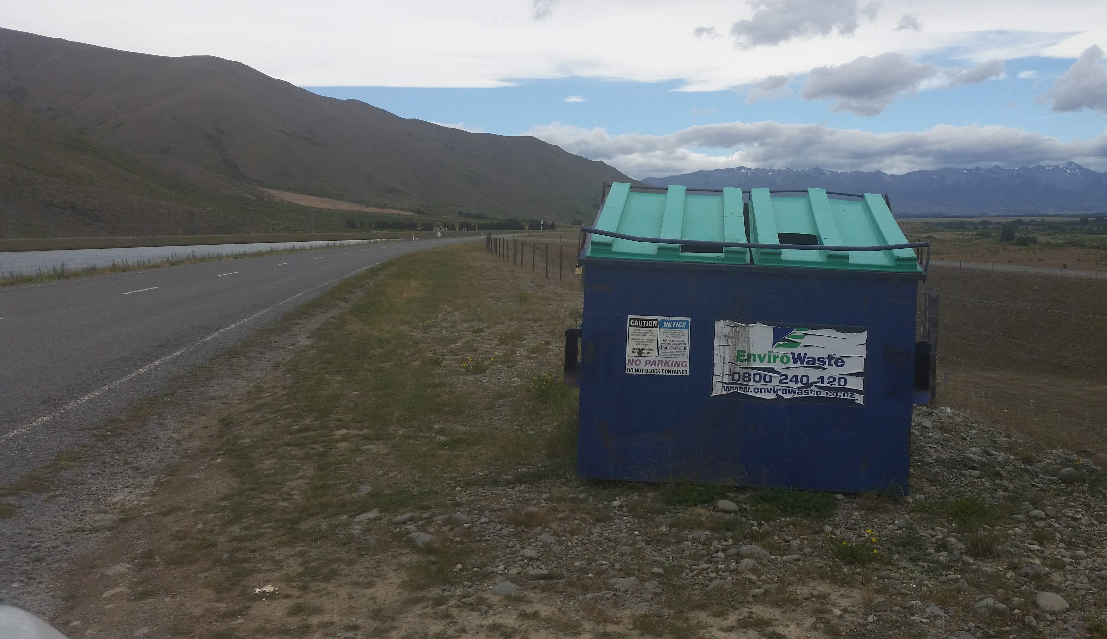 WFR1718.26 Please use these general waste rubbish bins located near the Ohau power station intakes