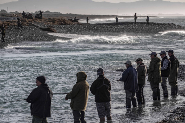 Anglers at the Rakaia mouth during the 2020 Competition.